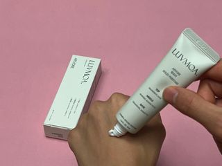 러브모아 향수 고체향수 승무원 고체향수 바르는 향수 니치향수 도손 우드세이지 앤 씨솔트 — 5점을 준 리뷰어가 2022년 10월 올린 사용 사진