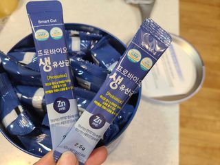 서울약사신협_프로바이오생유산균_2.5G x 100포 — 5점을 준 리뷰어가 2021년 5월 올린 사용 사진