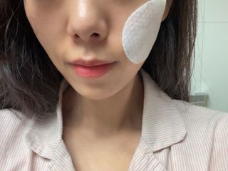 오투에니원 화이트 스완 갈락토미세스 비타민 C 필링 패드 60매 — 5점을 준 리뷰어가 2023년 2월 올린 사용 사진