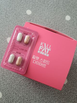 킬팻다이어트 킬팻 스피드 다이어트 [84 g / 700 mg x 120정] — 4점을 준 리뷰어가 2021년 6월 올린 사용 사진