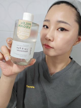 [후르디아] 눈시림없는 올영 립앤아이 리무버 — 5점을 준 리뷰어가 2024년 4월 올린 사용 사진