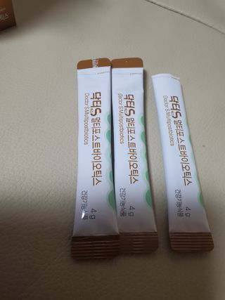 닥터s 멀티포스트바이오틱스 — 4점을 준 리뷰어가 2021년 3월 올린 사용 사진