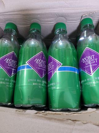몽베스트 Montbest with Sparkling water Plain 20병 — 5점을 준 리뷰어가 2021년 10월 올린 사용 사진