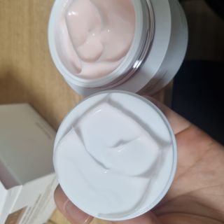 키리아 테라피 N[키라아 테라피] 마레 알바 컨센트레이티드 크림 50ml — 5점을 준 리뷰어가 2024년 8월 올린 사용 사진