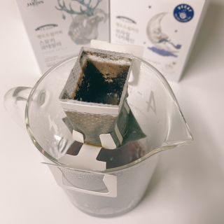 (주)쟈뎅 쟈뎅 클래스 핸드 드립 커피 10P 2종_디카페인 1종+랜덤 플레이버 1종 — 5점을 준 리뷰어가 2021년 4월 올린 사용 사진