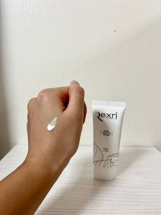 렉스리 데일리 톤업 크림 Rexri Daily Tone Up Cream — 5점을 준 리뷰어가 2022년 9월 올린 사용 사진