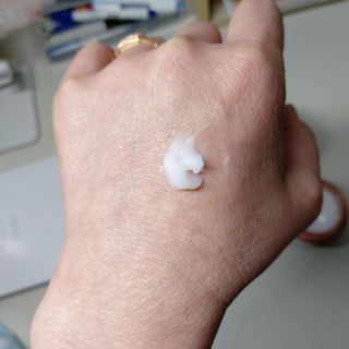 아이앤립 / EYENLIP 아이앤립 연어오일 리바이탈라이징 크림 — 5점을 준 리뷰어가 2021년 3월 올린 사용 사진
