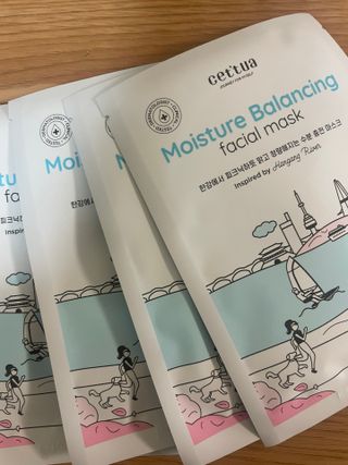 세뚜아(Cettua) 나우[세뚜아] 모이스처 밸런싱 페이셜 마스크 Cettua Moisture Balancing Facial Mask 4매 — 5점을 준 리뷰어가 2023년 12월 올린 사용 사진