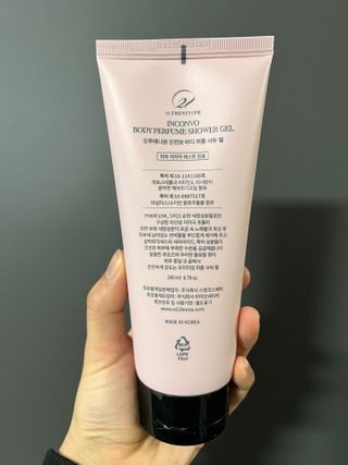 오투에니원 인컨보 바디 퍼퓸 샤워 젤 200ml — 5점을 준 리뷰어가 2023년 2월 올린 사용 사진