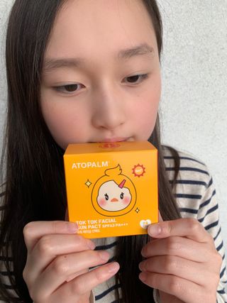 아토팜 톡톡 페이셜 선팩트 SPF43 PA+++ — 5점을 준 리뷰어가 2021년 3월 올린 사용 사진