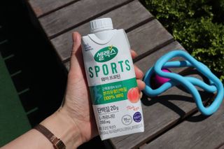 셀렉스스포츠 셀렉스 스포츠 웨이 프로틴 복숭아_ 330ml x 12팩 — 5점을 준 리뷰어가 2021년 5월 올린 사용 사진
