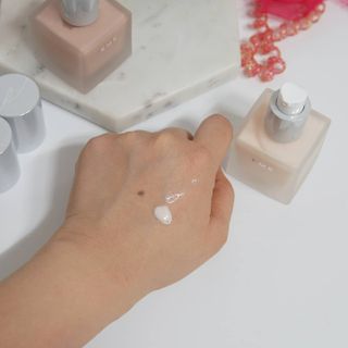 [RMK] 메이크업 베이스 + 리퀴드 파운데이션 — 4점을 준 리뷰어가 2021년 3월 올린 사용 사진