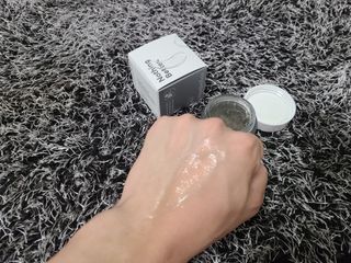 [NEW_버진팜스 푸딩수딩] 투명 푸딩젤이 선사하는 빠른 진정과 깨끗한 피부결 정돈 — 5점을 준 리뷰어가 2021년 8월 올린 사용 사진