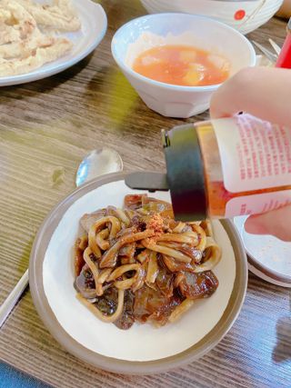 [서울시스터즈] 김치시즈닝 국내 최초 뿌려먹는 김치파우더 100g 1개+ 신제품 고추장 핫소스 185g 1개 — 5점을 준 리뷰어가 2021년 9월 올린 사용 사진
