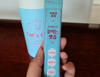 페페로니 잘 먹는 캣츄 - 원양선 참치 24개입 — 5점을 준 리뷰어가 2021년 10월 올린 사용 사진
