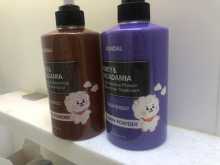쿤달 [KUNDAL 공식] 프리미엄 헤어 케어 스페셜 세트 샴푸 500ml &amp; 트리트먼트 500ml — 5점을 준 리뷰어가 2021년 3월 올린 사용 사진