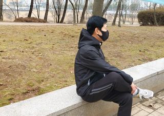 크노텐 후디집업자켓(다이어트땀복) — 5점을 준 리뷰어가 2022년 3월 올린 사용 사진