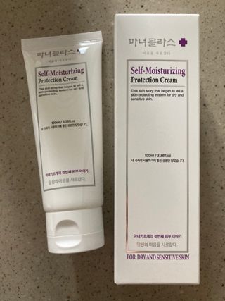 셀프 모이스처라이징 프로텍션 크림 셀프 모이스처라이징 프로텍션크림 — 4.5점을 준 리뷰어가 2022년 3월 올린 사용 사진