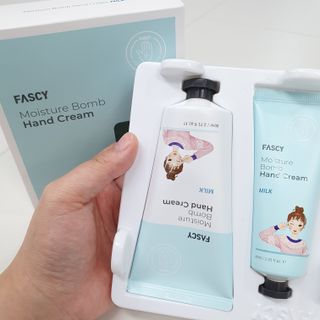 파시 FASCY 高保湿ハンドクリーム40ml+80ml セット — 5점을 준 리뷰어가 2021년 7월 올린 사용 사진