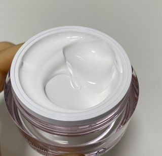 랑스레 매직피치 화이트닝 파워 화이트닝크림 — 5점을 준 리뷰어가 2021년 4월 올린 사용 사진