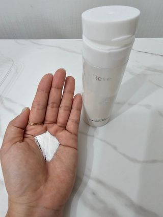 나우 [리브엠] 화해 1등 클렌징 파우더! 모공&피지 말끔순삭 — 5점을 준 리뷰어가 2023년 8월 올린 사용 사진