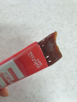 [인디닥터] 타이탄 BCAA 프로틴 젤리스틱 — 5점을 준 리뷰어가 2022년 5월 올린 사용 사진