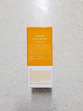 체르엠 스템앤셀 비타민 브라이트닝 에센스 30ml 1개 — 5점을 준 리뷰어가 2021년 10월 올린 사용 사진