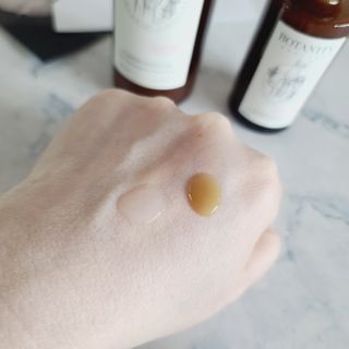 [패키지리뉴얼]보타니티 진정 결케어 플라본 부스터 210ml / 플라본 세럼 50m — 5점을 준 리뷰어가 2022년 5월 올린 사용 사진