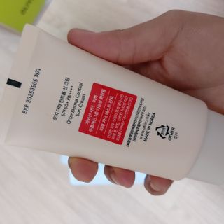[오띠] SET_더마 컨트롤 선 크림( SPF50+ PA++++) & 100 마스크팩 x  4매 (수분/탄력/광채/장벽) — 5점을 준 리뷰어가 2022년 6월 올린 사용 사진