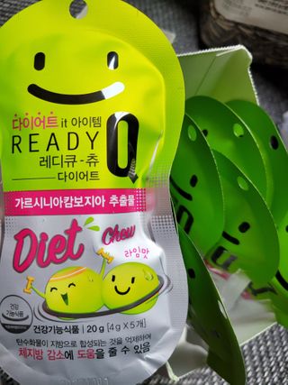 레디큐 다이어트 츄 젤리 가르시니아 5입 X 10팩 — 5점을 준 리뷰어가 2021년 1월 올린 사용 사진