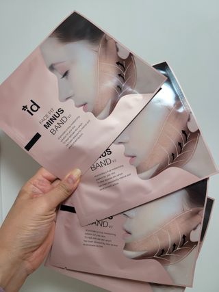 아이디플라코스메틱 아이디 페이스핏 마이너스 밴드 v2 — 4.5점을 준 리뷰어가 2020년 12월 올린 사용 사진