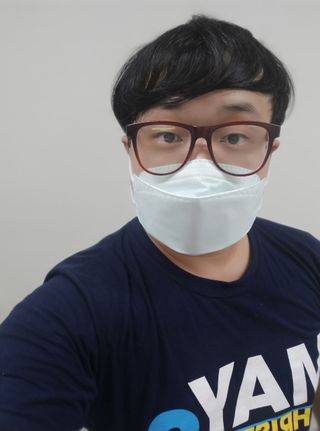 [이지아 마스크] 애니가드 더솔루션마스크 KF80 대형 컬러 4종 — 5점을 준 리뷰어가 2021년 7월 올린 사용 사진