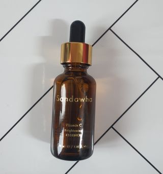 스킨큐어 산다화 비타민c 화이트닝 에센스 30ml — 5점을 준 리뷰어가 2022년 3월 올린 사용 사진