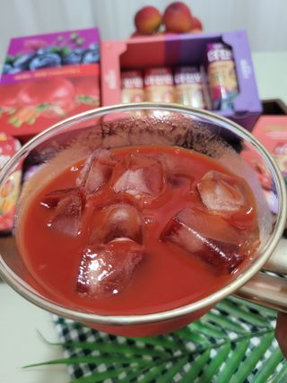 [롯데칠성] 야채듬뿍 더'진한 [롯데칠성] 야채는 이제 COLORFULL! 야채듬뿍  더 진한 레드 4개 +퍼플 4개 (총 8개) — 5점을 준 리뷰어가 2023년 6월 올린 사용 사진