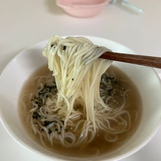 [한면원] 잔치국수 2인분 — 4.5점을 준 리뷰어가 2022년 7월 올린 사용 사진