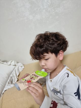 [몸엔용] 우리 아이 건강간식, 달콤한 녹용곤약젤리 디어팡 4종 — 5점을 준 리뷰어가 2022년 4월 올린 사용 사진