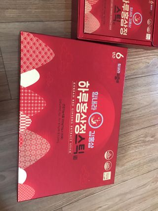 힘내라김홍삼 하루홍삼정스틱 10g x 30포 — 5점을 준 리뷰어가 2021년 4월 올린 사용 사진
