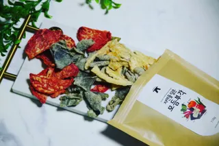 자연을담은모듬부각 — 5점을 준 리뷰어가 2022년 1월 올린 사용 사진
