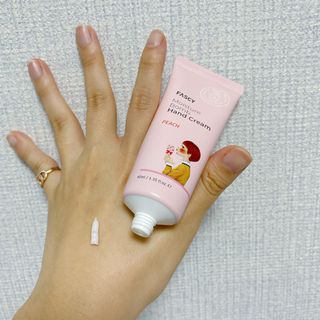 파시 FASCY 高保湿ハンドクリーム40ml+80ml セット — 5점을 준 리뷰어가 2021년 7월 올린 사용 사진