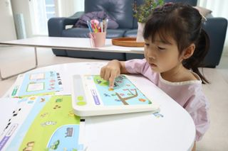 크레타탭 차세대 사고력 유아수학 학습기 페이퍼 태블릿 — 5점을 준 리뷰어가 2023년 9월 올린 사용 사진