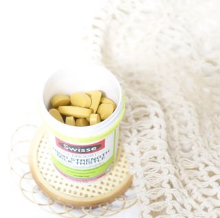 Swisse 스위스 고함량 밀크씨슬 35,000mg 60정 — 5점을 준 리뷰어가 2021년 11월 올린 사용 사진