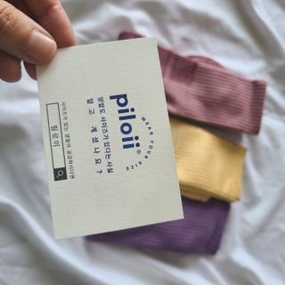 [사이즈가 있는 양말 필로이] 여자 트레킹 양말 3족 세트【 S, M, L 】3가지 사이즈_컬러 별로 1족씩 — 5점을 준 리뷰어가 2022년 10월 올린 사용 사진