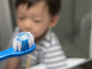 닥터데디스 안심무불소 베이비치약 60g + 여행용 미니 치약 15g — 5점을 준 리뷰어가 2022년 9월 올린 사용 사진