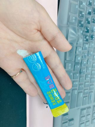 헬스업 프로바이오 생유산균 퍼스트 新 — 5점을 준 리뷰어가 2021년 6월 올린 사용 사진