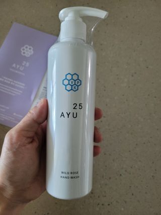 AYU25[아유트웬티파이브]피부 진정, 보습 와일즈 로즈 핸드워시 — 5점을 준 리뷰어가 2021년 5월 올린 사용 사진