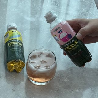 더그레잇티 콤부차 300ml *12개입 (오리지널 6개+베리리치 6개) — 5점을 준 리뷰어가 2022년 7월 올린 사용 사진