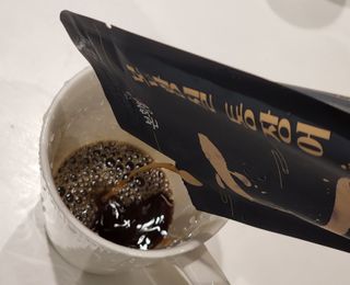 [비린내 완벽제거] 본황칠 통장어 국내산 장어즙 아르기닌 2800mg 장어즙효능 기력보강 — 4점을 준 리뷰어가 2022년 8월 올린 사용 사진