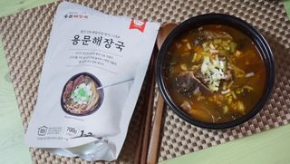 요리반상회 용문해장국 2팩 + 뚝배기 1개 — 5점을 준 리뷰어가 2021년 3월 올린 사용 사진
