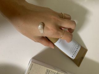 스킨1004 [SKIN1004] 마다가스카르 센텔라 앰플 폼 125ml — 5점을 준 리뷰어가 2024년 8월 올린 사용 사진