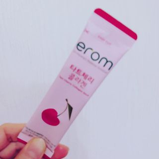 이롬 erom 타트체리 콜라겐 — 5점을 준 리뷰어가 2021년 3월 올린 사용 사진